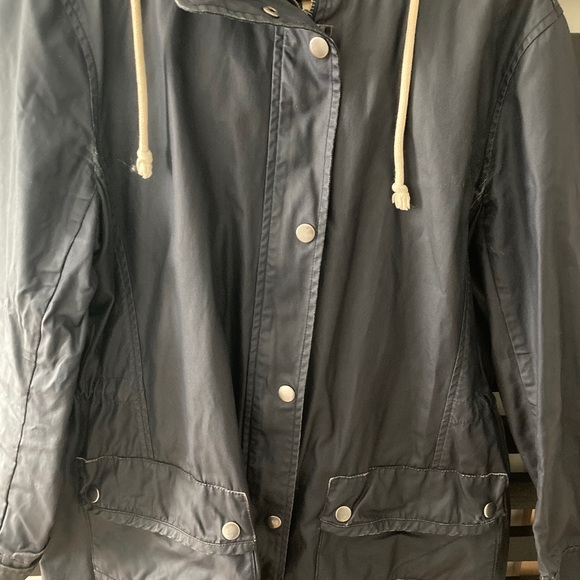 Navy GAP raincoat - Picture 3 of 4